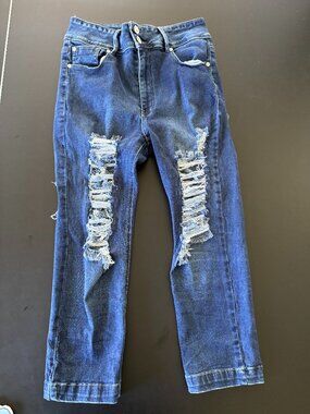 Maripily Denim Size 9 Distressed Ripped Skinny Jeans